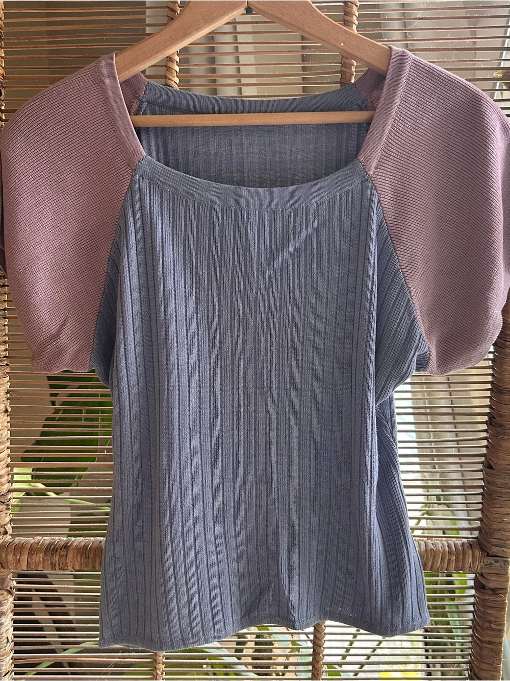 Ribbed Two-Tone Puff Sleeve Top - Blue & Mauve